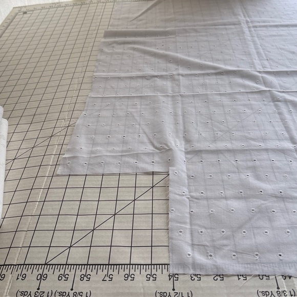 White Heirloom Sewing Bundle Eyelet Floral Fabric Trim Piping Zipper - Picture 16 of 16